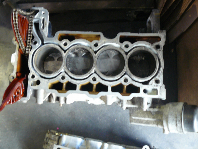 Поврежденный двигатель Mini Clubman 1, 6 120 KM 2008 r.