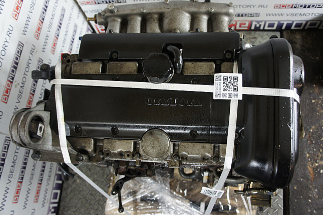 Фотография контрактного двигателя сверху VOLVO B 5254 T2