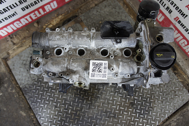 Фотография контрактного двигателя сверху VW CAVC