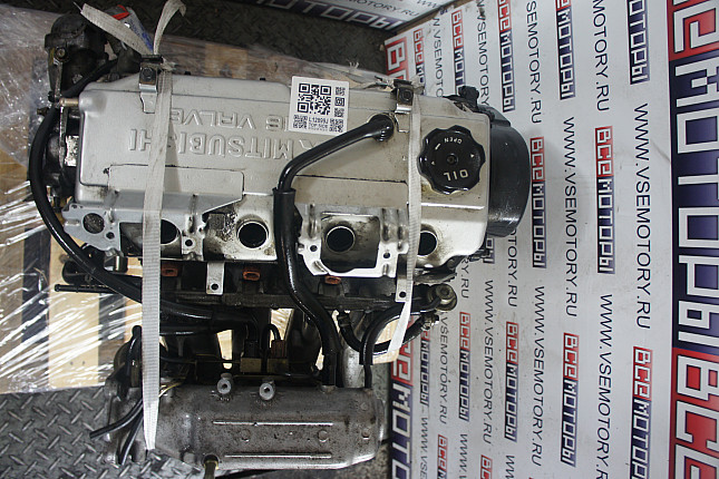 Фотография контрактного двигателя сверху MITSUBISHI 4G92