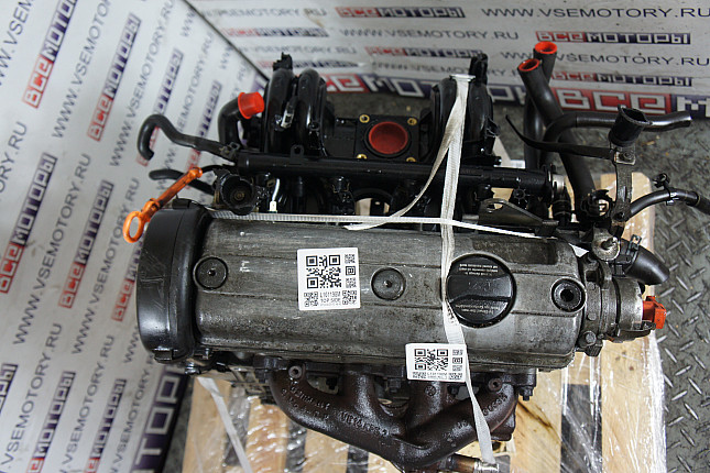 Фотография контрактного двигателя сверху VW AER