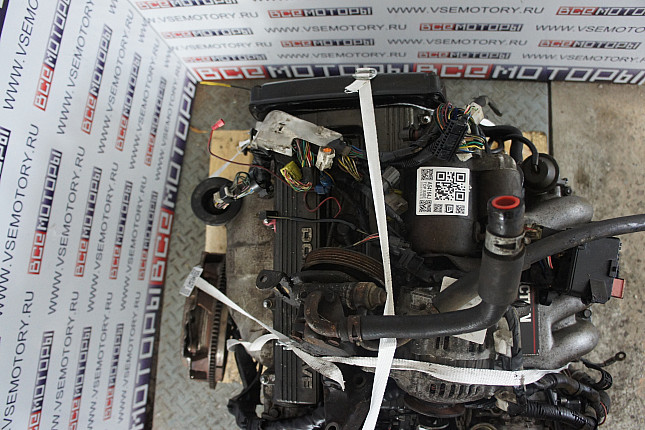 Фотография контрактного двигателя сверху MAZDA BP (DOHC)