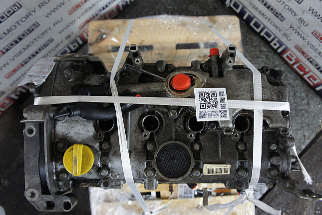 Фотография контрактного двигателя сверху RENAULT K4M 700