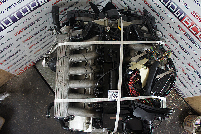 Фотография контрактного двигателя сверху BMW M 73 B 54 (54121)
