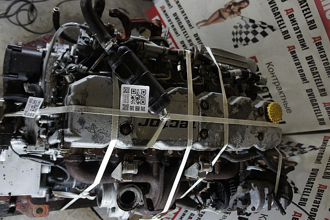 Фотография контрактного двигателя сверху Iveco F4AE0681D