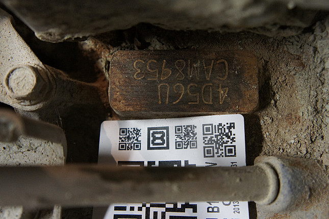 Номер двигателя и фотография площадки MITSUBISHI 4d56
