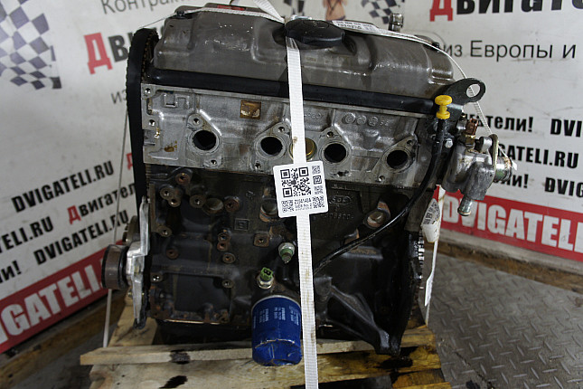 Двигатель вид с боку Citroen NFZ (TU5JP)