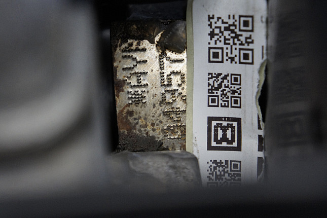 Номер двигателя и фотография площадки Audi AYM