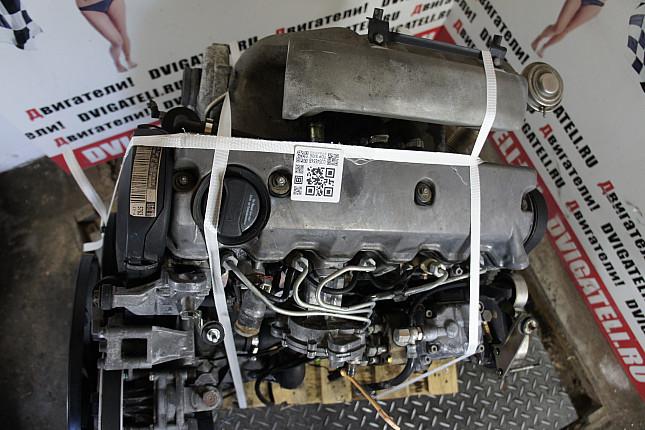 Фотография контрактного двигателя сверху Audi AEL