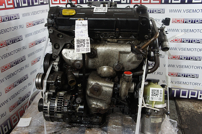 Двигатель вид с боку OPEL Y 17 DT