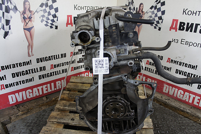 Двигатель вид с боку KIA T8D