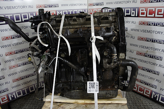 Двигатель вид с боку PEUGEOT RGX (XU10J2TE)