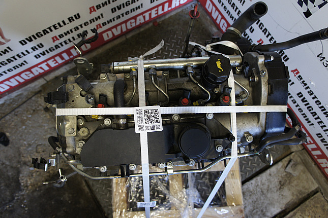Фотография контрактного двигателя сверху Fiat F1AE0481D