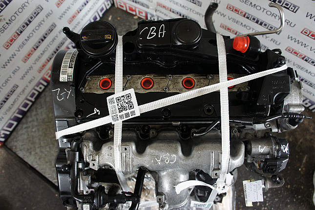 Фотография контрактного двигателя сверху VW CBAB