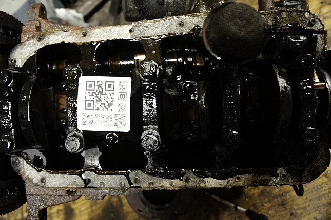 Фотография блока двигателя без поддона (коленвала) Ford J4B