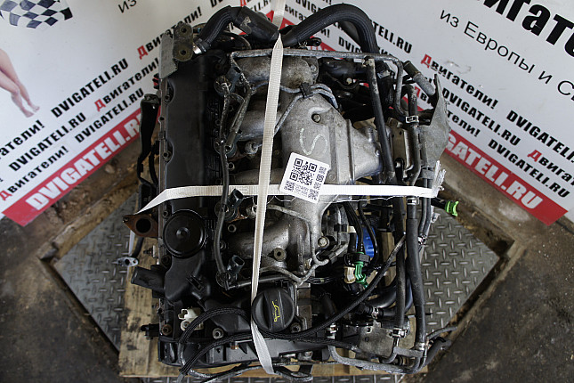 Фотография контрактного двигателя сверху Suzuki RHW