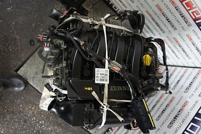 Фотография контрактного двигателя сверху RENAULT F4R 744 с МКПП