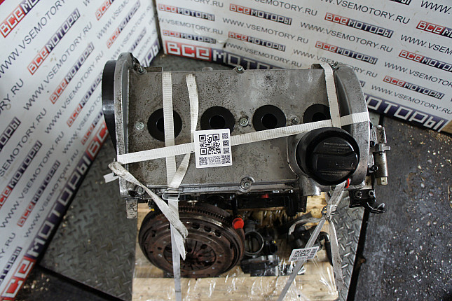Фотография контрактного двигателя сверху AUDI AGN