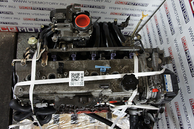 Фотография контрактного двигателя сверху LEXUS 1G-FE