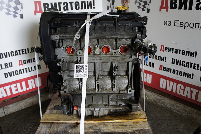 Двигатель вид с боку Rover 18 K4F