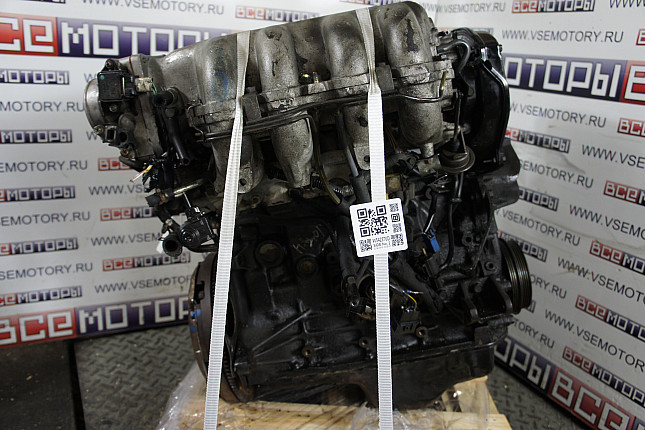 Двигатель вид с боку KIA FE (16 V)