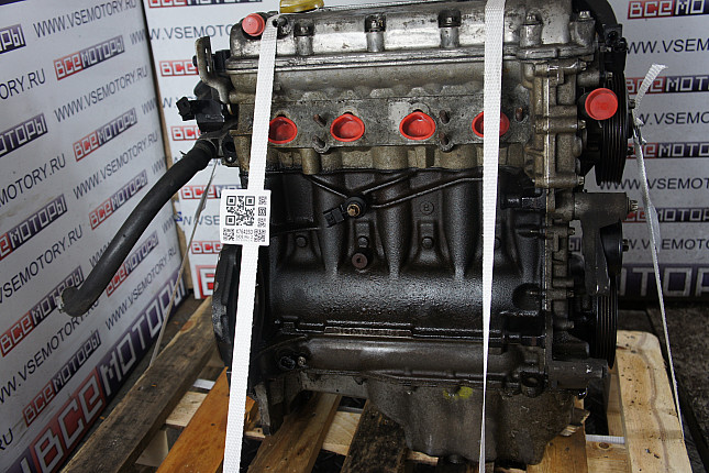 Двигатель вид с боку OPEL X12XE 19K18923