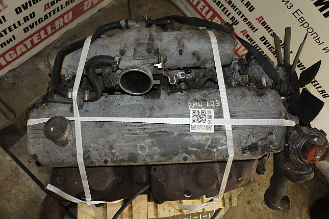 Фотография контрактного двигателя сверху BMW M30 B28