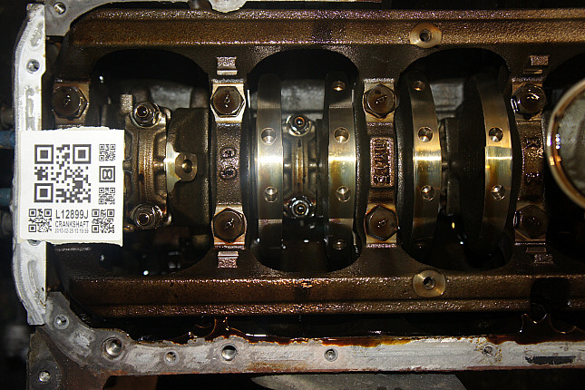 Фотография блока двигателя без поддона (коленвала) MITSUBISHI 4G92