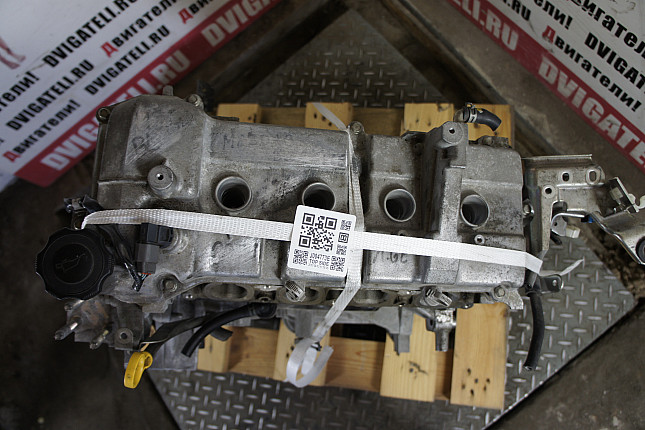 Фотография контрактного двигателя сверху Mazda Z6