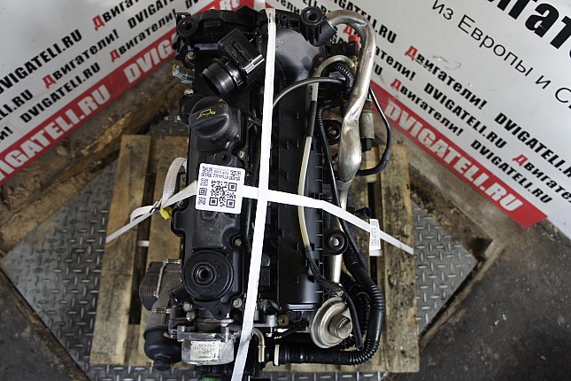 Фотография контрактного двигателя сверху Ford F6JB