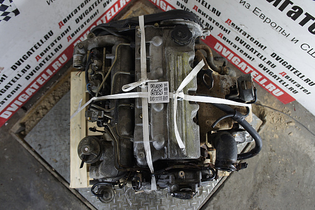 Фотография контрактного двигателя сверху Mazda RF2A