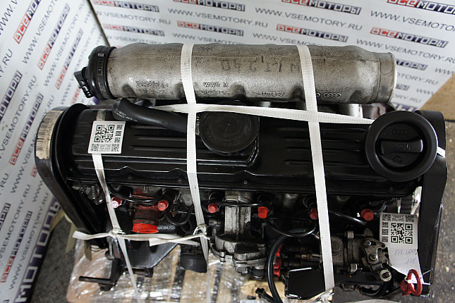Фотография контрактного двигателя сверху VOLVO D 24