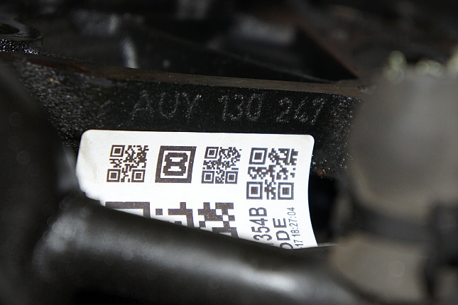 Номер двигателя и фотография площадки VW AUY