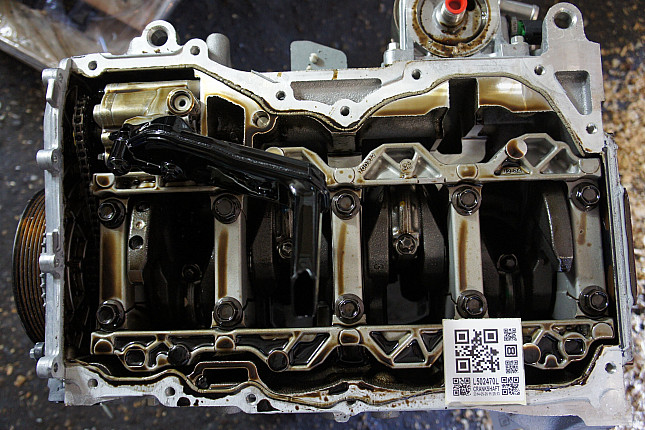 Фотография блока двигателя без поддона (коленвала) MAZDA LF17