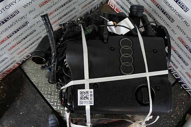 Фотография контрактного двигателя сверху VW AHL