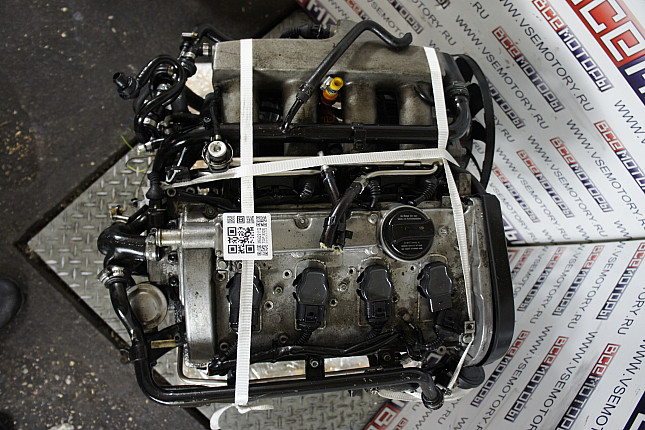 Фотография контрактного двигателя сверху VW AWT