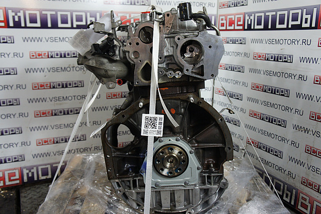 Двигатель вид с боку RENAULT M9RD761