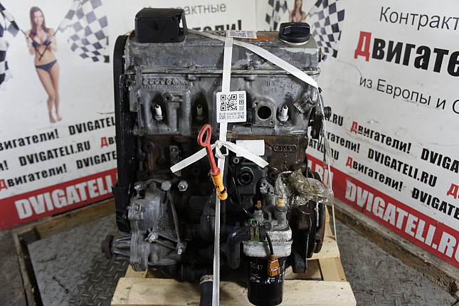 Двигатель вид с боку VW 2E