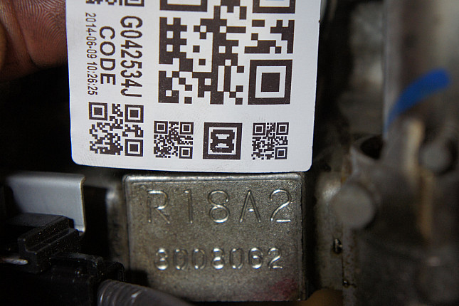 Номер двигателя и фотография площадки HONDA R18A2